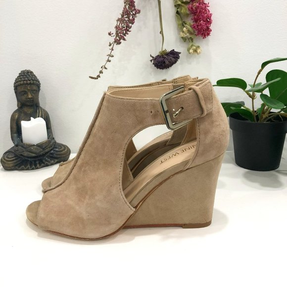 Nine West: Suede Wedge Heels - Picture 1 of 2